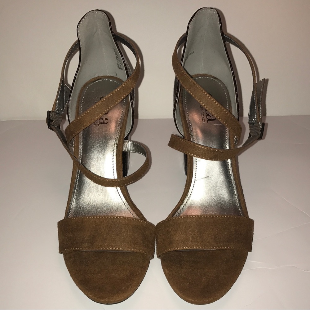 Bronze Block Heel - Picture 2 of 4